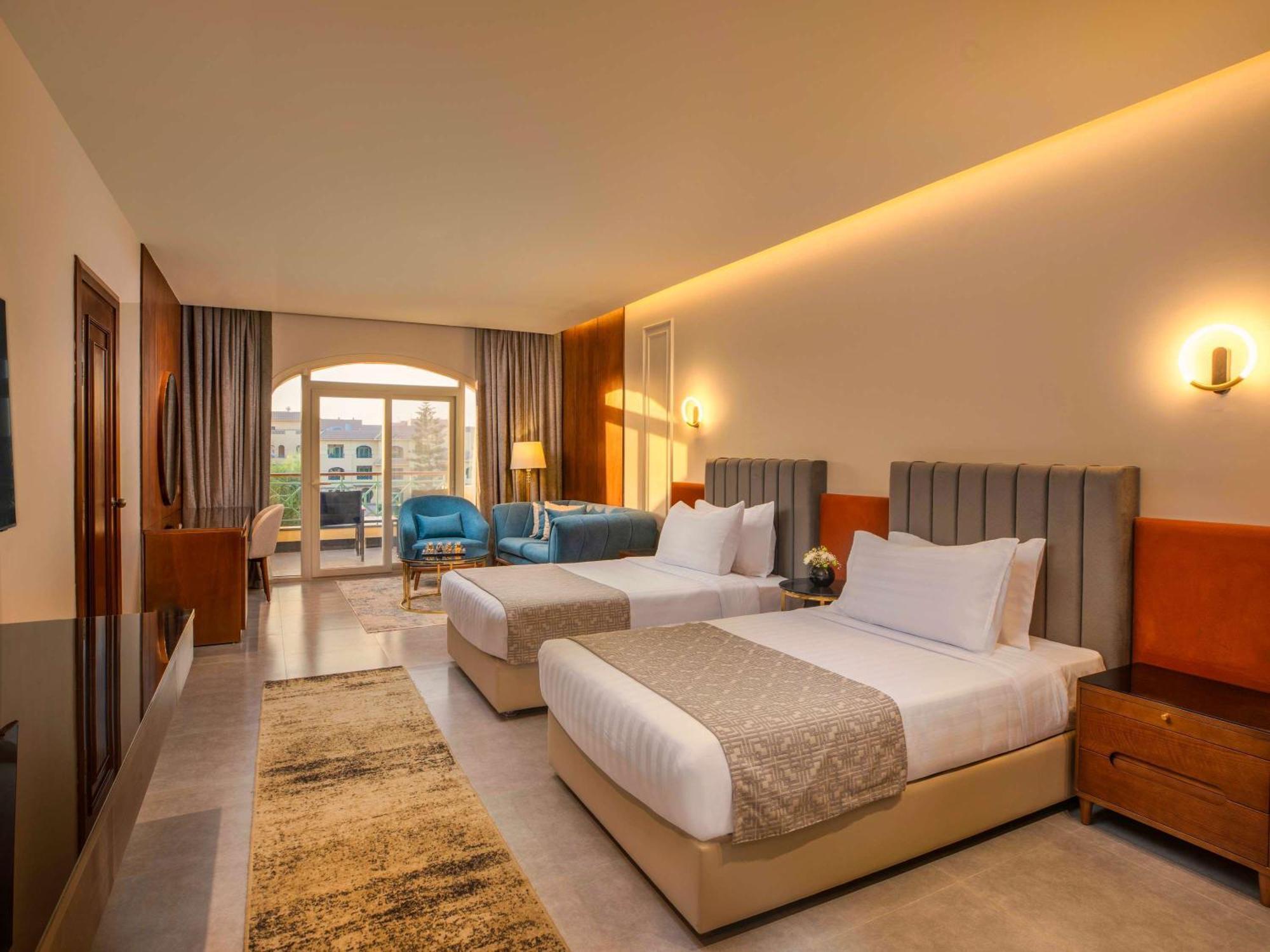 Moevenpick Hotel Cairo - Media City Giza Exterior photo Deluxe Room