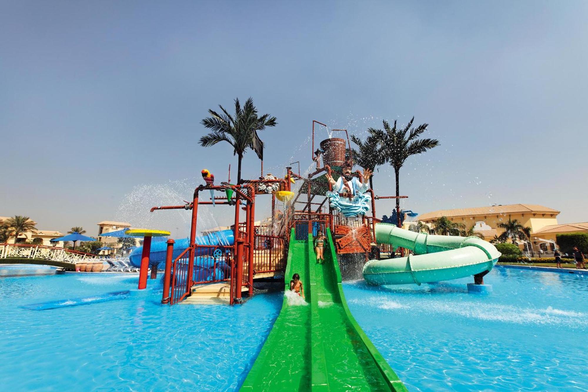Moevenpick Hotel Cairo - Media City Giza Exterior photo Aqua Park