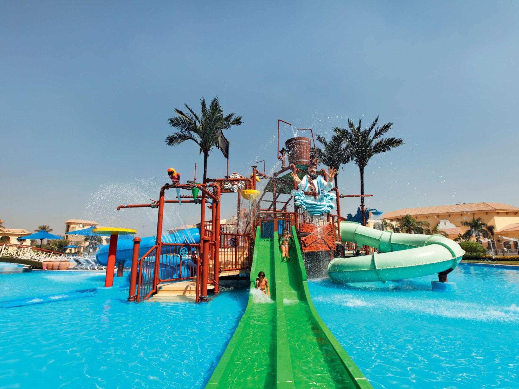 Moevenpick Hotel Cairo - Media City Giza Exterior photo Aqua Park